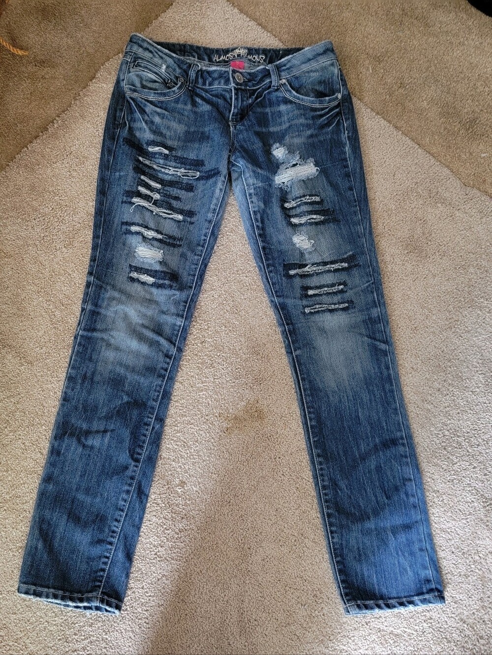 Almost Famous Jeans Distressed Dark Blue Skinny Jeans  Sz 9